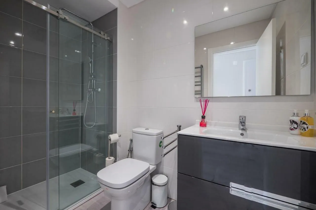 Rent4Rest Sao Bento Charming Daire Lisboa Portekiz